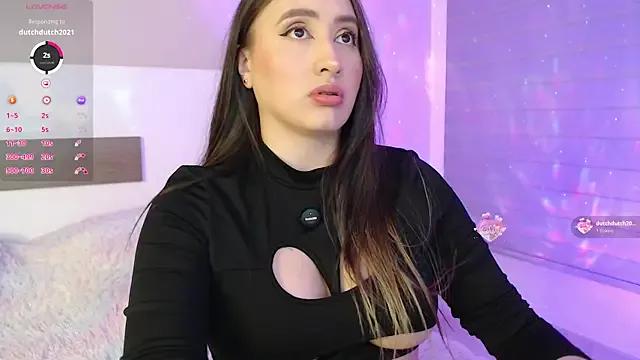 PiaSmile on StripChat