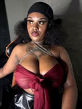 QUEEN_NOBUHLE_777's avatar