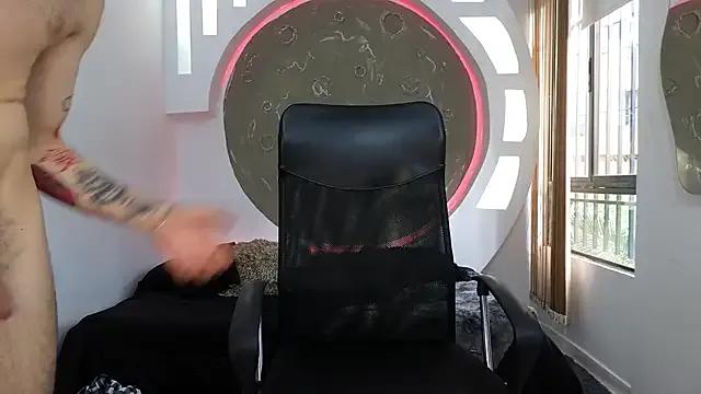 Rafael_Mendezz on StripChat 