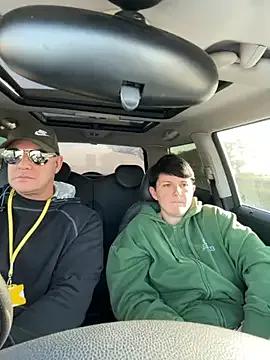 Reggie_roxie — Go to loo and rake bra off