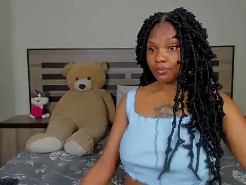 Renee-18 on StripChat 