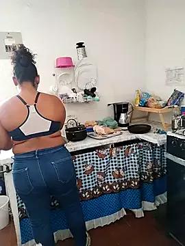 samanthaeliott22 on StripChat 