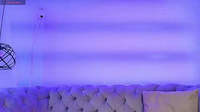 Sapphire_01 on StripChat