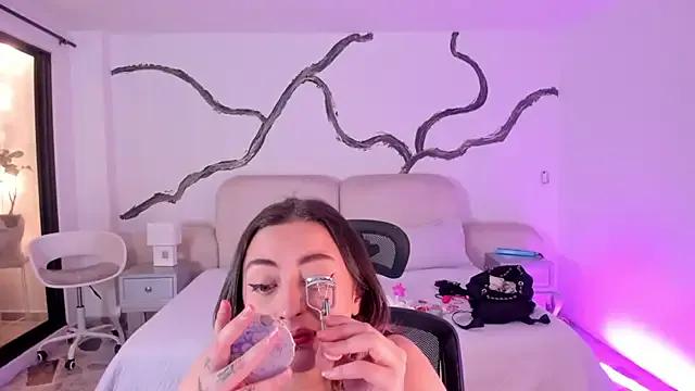 SarahCastro1_ on StripChat 