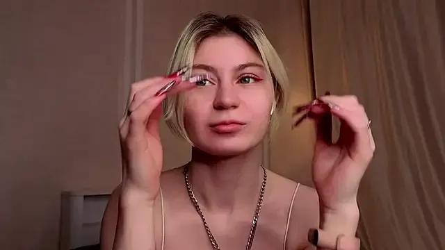 ShaunnaMachacek — My eyes so close to cam