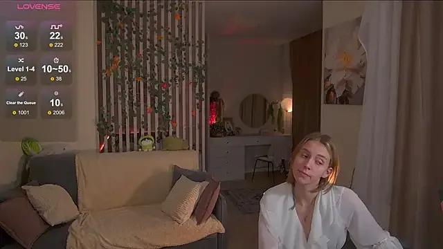 sofiapurex on StripChat