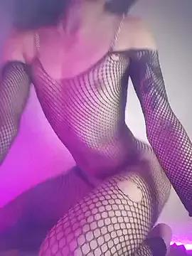 Soyshelly on StripChat 