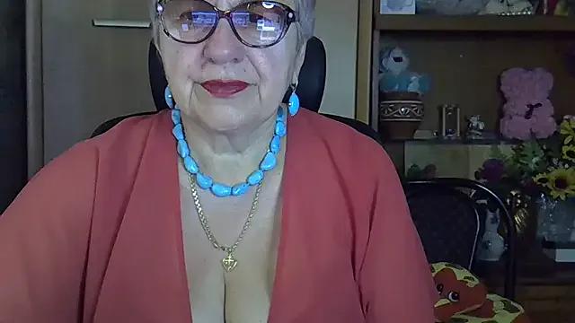 SweetCherry27's avatar