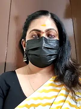 Sweetie_swetha37 on StripChat 