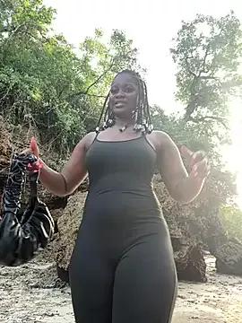 t-Booty_risky_ on StripChat