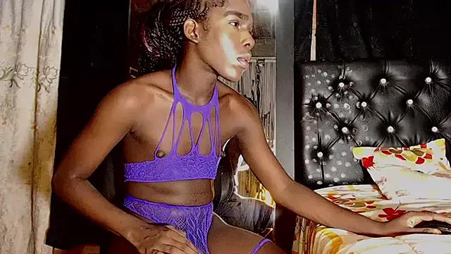 taylor_hot85 on StripChat