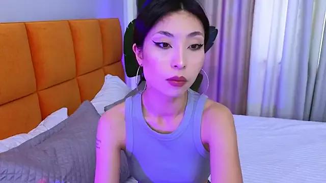 TrishaRey on StripChat