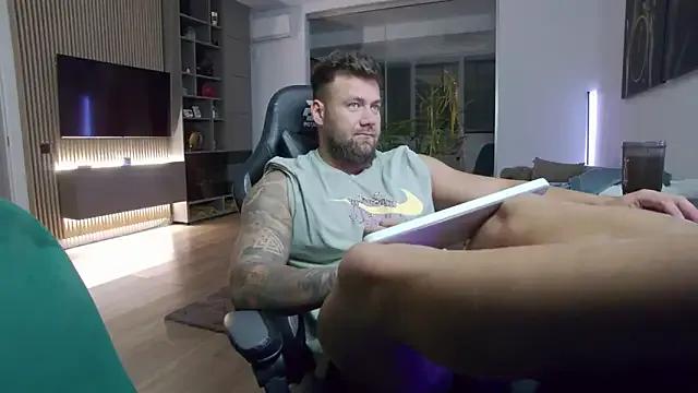 UbbeViking on StripChat 