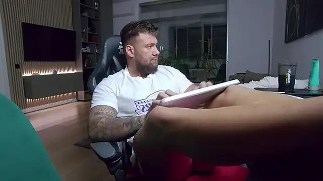 UbbeViking on StripChat 