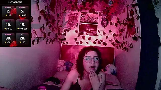 xayah_777 on StripChat 