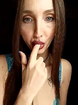 xSweetMissx on StripChat